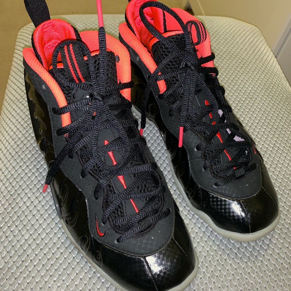 NIKE
AIR FOAMPOSITE PRO PRM